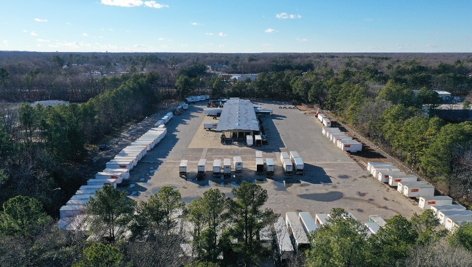 9600 Express Ln, Richmond, VA en alquiler - Foto del edificio - Imagen 1 de 11