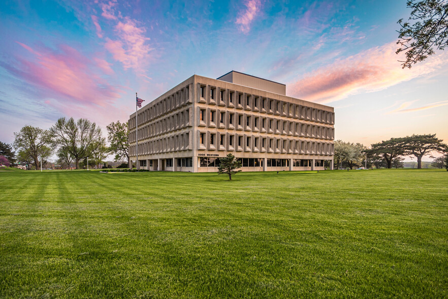 5000 Westown Pky, West Des Moines, IA en alquiler - Foto del edificio - Imagen 1 de 9