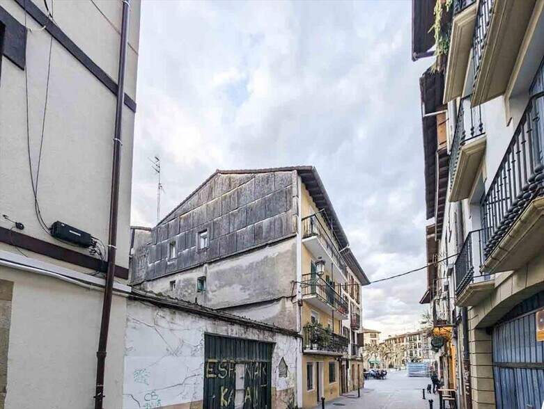 Kalea Contracalle, Irun, Guipúzcoa en venta - Foto del edificio - Imagen 3 de 10