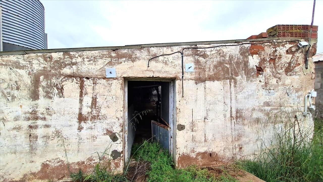 Nave en Aniñón en venta Foto del edificio- Imagen 1 de 13