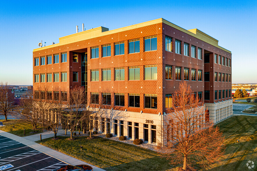 2810 Crossroads Dr, Madison, WI en alquiler - Foto del edificio - Imagen 2 de 5