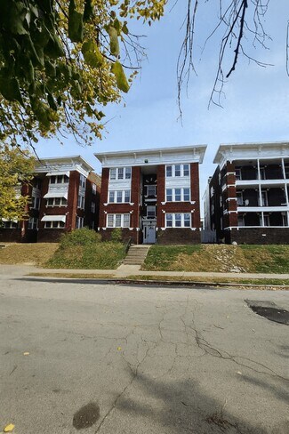 Más detalles de 4121-4123 Walnut St, Kansas City, MO - Edificio residencial en venta