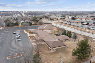 7000 Hinton Ave S, Cottage Grove, MN en alquiler Foto del edificio- Imagen 2 de 18