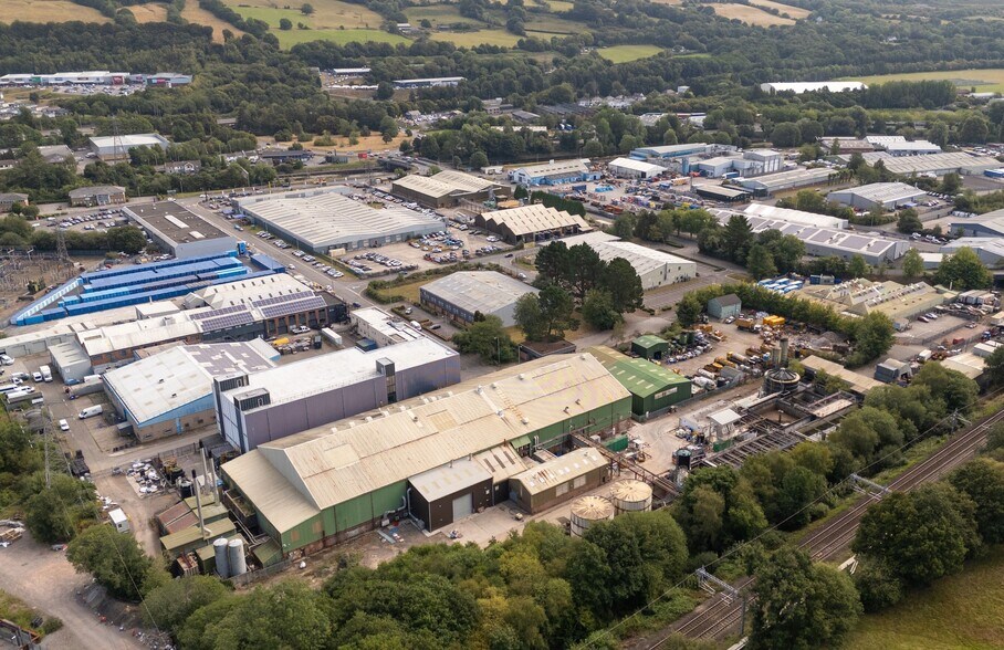 A18 Gwaelod-Y-Garth Rd, Pontypridd en venta - Foto del edificio - Imagen 2 de 10