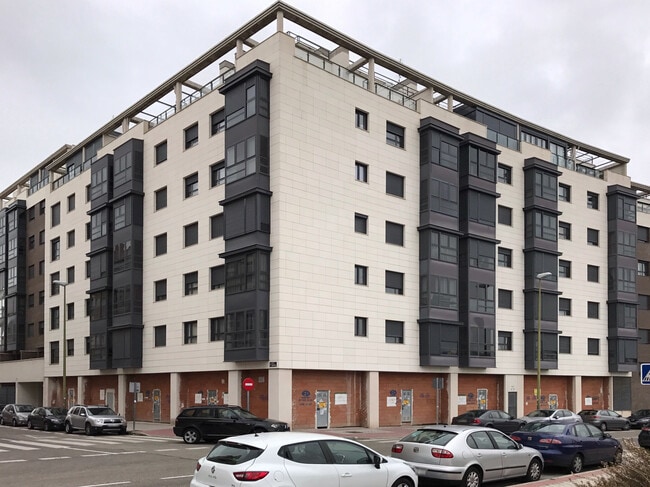 Más detalles de Calle Rabanal del camino, 15, Madrid - Edificio residencial​ en venta