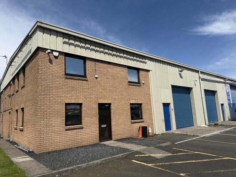 1-5 Merchant Pl, Kirkcaldy en alquiler - Foto del edificio - Imagen 3 de 8