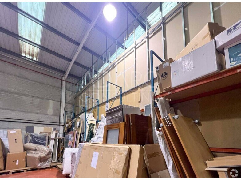 Nave en Camarma de Esteruelas, Madrid en alquiler - Foto del edificio - Imagen 2 de 7