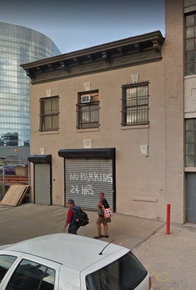 4301 Queens St, Long Island City, NY en alquiler - Foto del edificio - Imagen 1 de 2