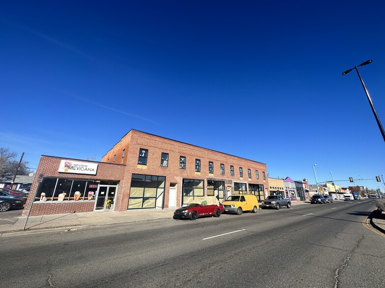 9537 E Colfax Ave, Aurora, CO en alquiler - Foto del edificio - Imagen 2 de 6