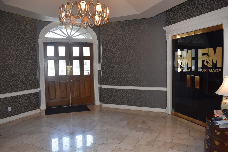 2021 Richard Jones Rd, Nashville, TN en alquiler - Foto del interior - Imagen 3 de 3