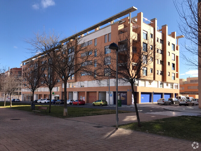 Avenida Bulevar Clara Campoamor, 18, Guadalajara, Guadalajara en alquiler - Foto del edificio - Imagen 2 de 2