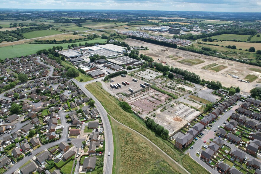 Manston Ln, Leeds en alquiler - Foto del edificio - Imagen 2 de 7