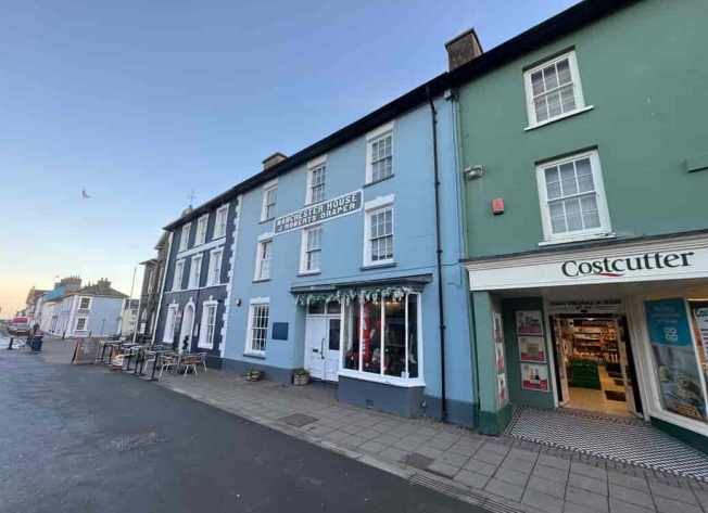 19 Market St, Aberaeron en venta - Foto del edificio - Imagen 1 de 2