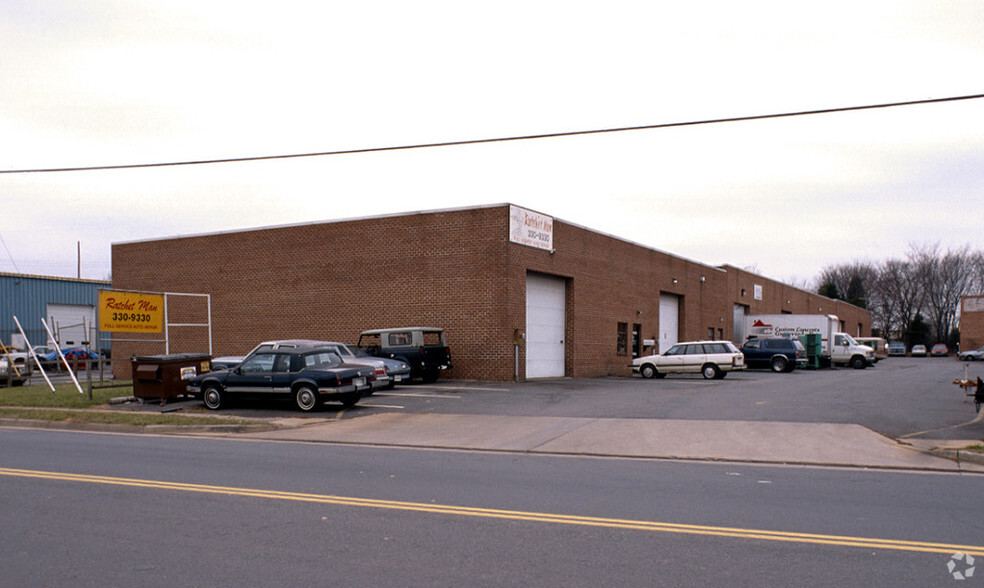 9090-9106 Euclid Ave, Manassas, VA en alquiler - Foto del edificio - Imagen 3 de 4