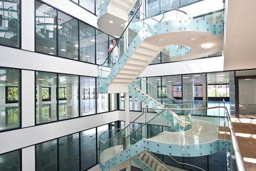 32-36 Victoria St, Bristol en alquiler - Foto del interior - Imagen 1 de 8