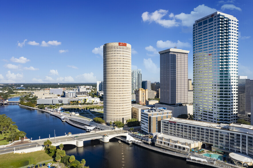 400 N Ashley Dr, Tampa, FL en alquiler - Foto del edificio - Imagen 2 de 7