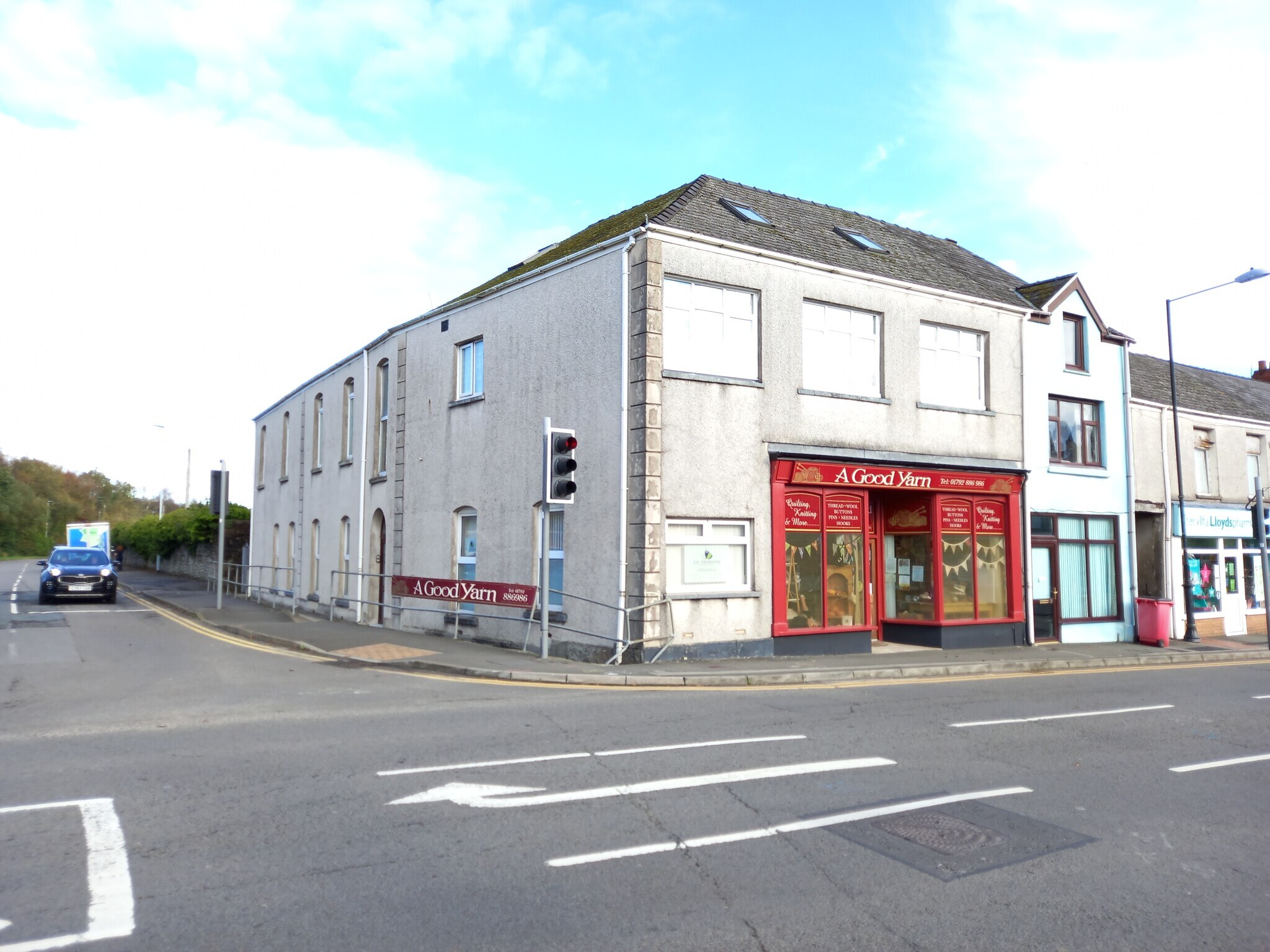 3 St. Teilo St, Pontarddulais en venta Foto del edificio- Imagen 1 de 8