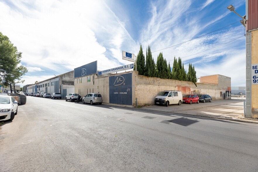 Nave en Atarfe en venta - Foto del edificio - Imagen 1 de 34