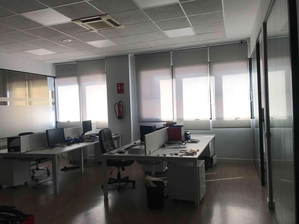 Madrid, MAD 28044 - - - Foto del interior - Image 1 of 6