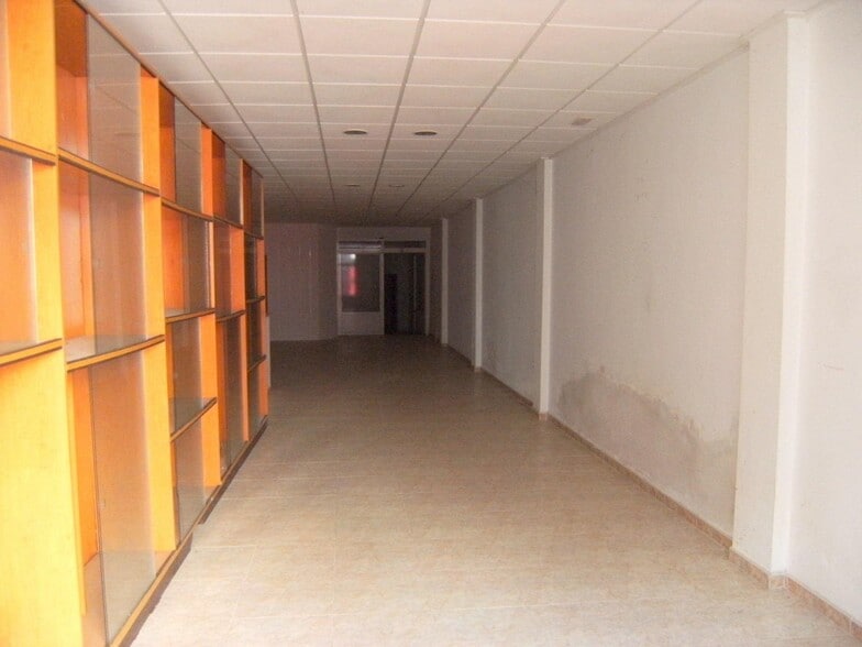 Local en Algemesí en venta - Foto del edificio - Imagen 2 de 7