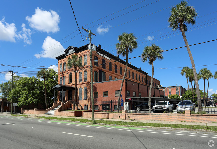 3104 N Armenia Ave, Tampa, FL en alquiler - Foto del edificio - Imagen 1 de 35