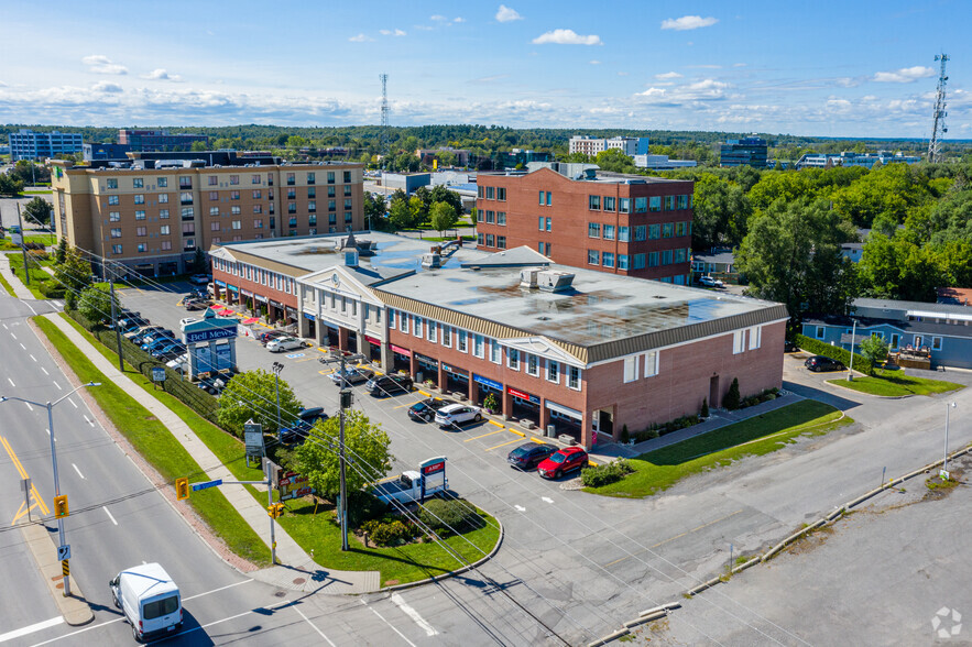 2039 Robertson Rd, Ottawa, ON en alquiler - Foto del edificio - Imagen 3 de 3