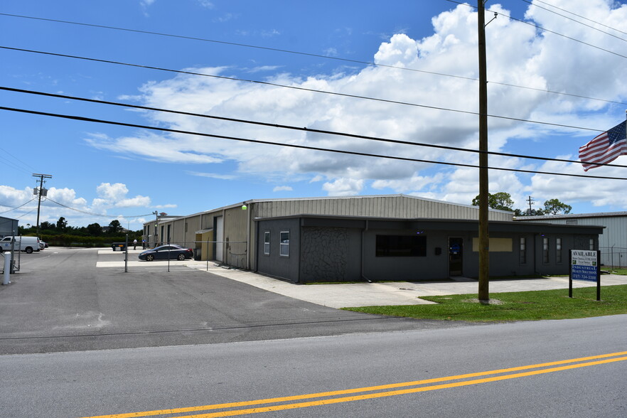 355 E Douglas Rd, Oldsmar, FL en alquiler - Foto del edificio - Imagen 3 de 14