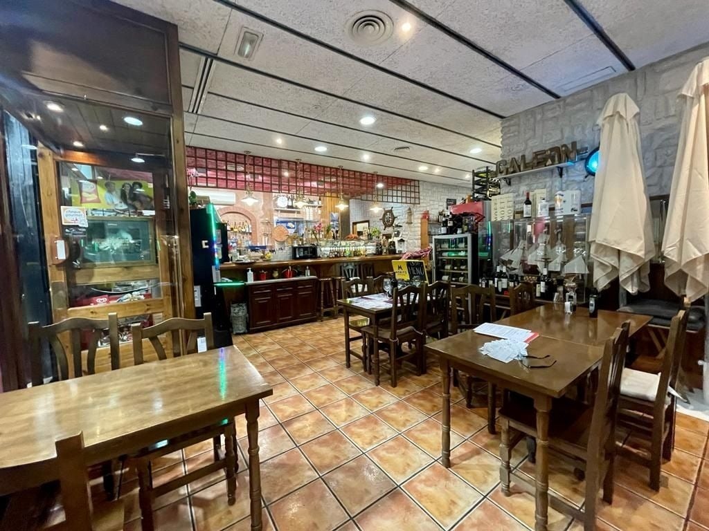 Local en Cornellà de Llobregat, Barcelona en alquiler Foto del interior- Imagen 1 de 5