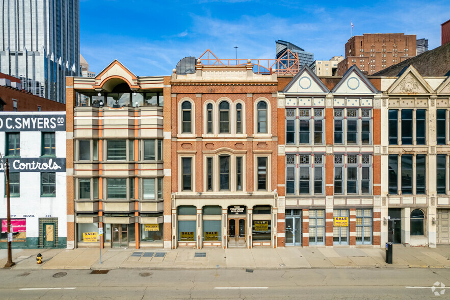 227 Fort Pitt Blvd, Pittsburgh, PA en alquiler - Foto del edificio - Imagen 2 de 42