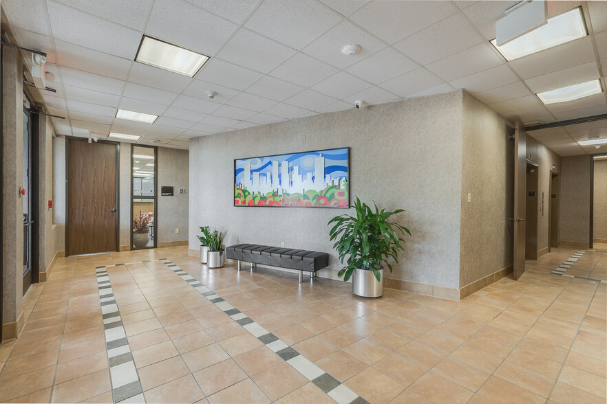 2001 Beach St, Fort Worth, TX en alquiler - Foto del interior - Imagen 2 de 18