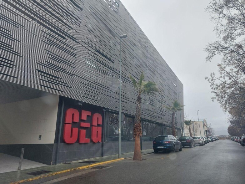 Oficina en Atarfe en alquiler - Foto del edificio - Imagen 1 de 43