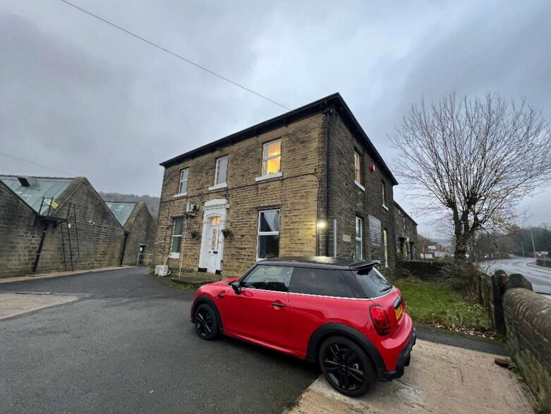 196 Huddersfield Rd, Holmfirth en alquiler - Foto principal - Imagen 1 de 2