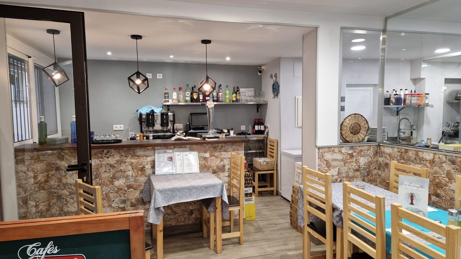 Edificio residencial en Roses, Gerona en venta Foto principal- Imagen 1 de 4