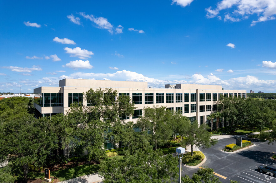 8529 South Park Cir, Orlando, FL en alquiler - Foto del edificio - Imagen 1 de 41