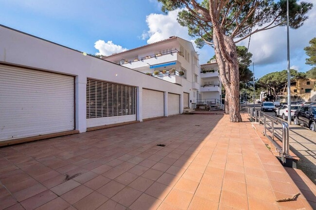 Más detalles de Edificio residencial​ en venta