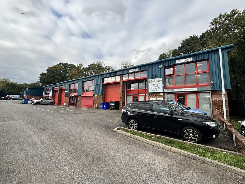 Claylands Rd, Bishops Waltham en alquiler - Foto del edificio - Imagen 3 de 16