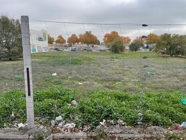 Más detalles de Calle San Mamés, 55, Madrid - Terreno en venta