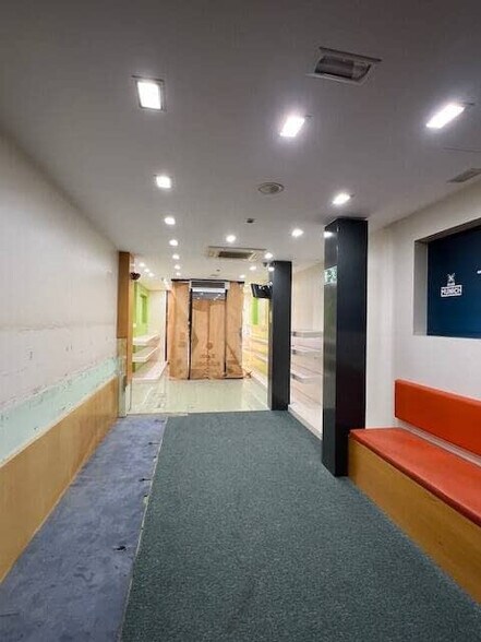 Local en Sabadell, Barcelona en alquiler - Foto del interior - Imagen 2 de 2