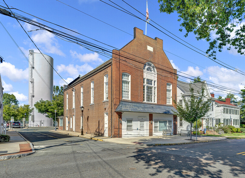 24 N Main St, Pennington, NJ en alquiler - Foto del edificio - Imagen 2 de 11