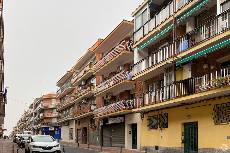 Calle de Peña Nueva, 8, Madrid, Madrid en venta - Foto del edificio - Imagen 2 de 2