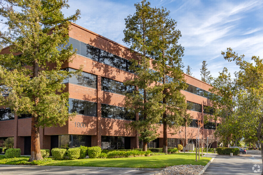 1900 McCarthy Blvd, Milpitas, CA en alquiler - Foto del edificio - Imagen 2 de 9