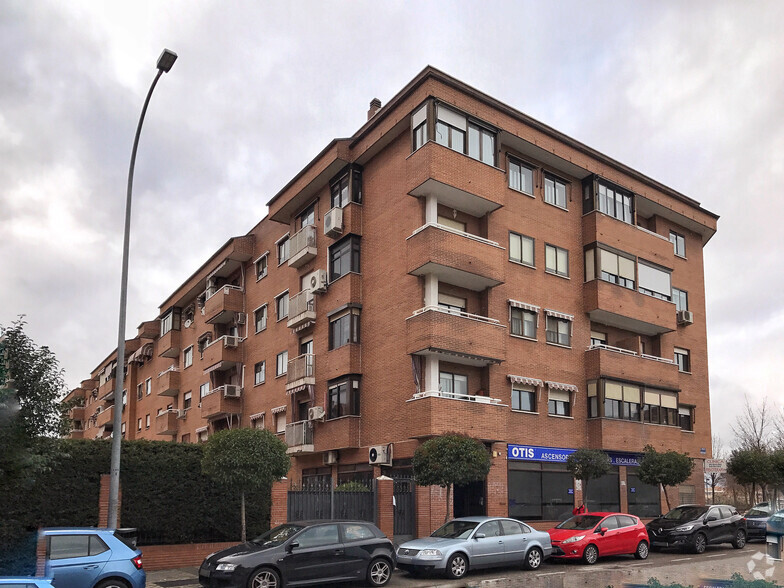 Calle Argentina, 13, Leganés, Madrid en venta - Foto del edificio - Imagen 2 de 2