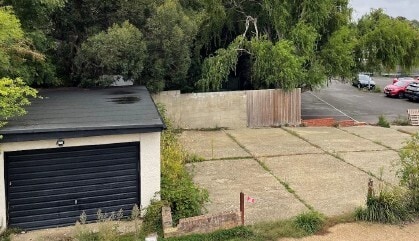 196 Kingston Rd, Epsom en venta - Foto del edificio - Imagen 3 de 3