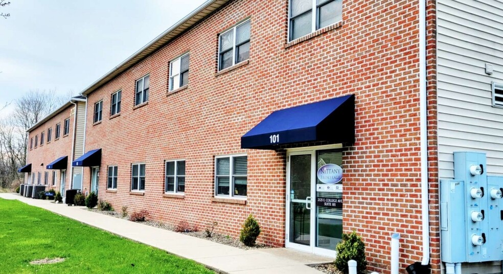 2123 E College Ave, State College, PA en venta - Foto del edificio - Imagen 1 de 4