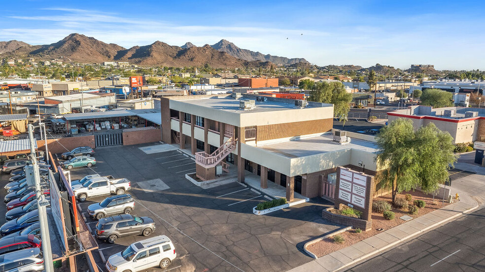 9119 N 7th St, Phoenix, AZ en alquiler - Foto del edificio - Imagen 2 de 24