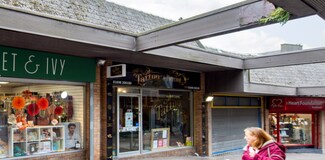 Más detalles de 10 & 16 Quarry Place – Local en venta, Hamilton