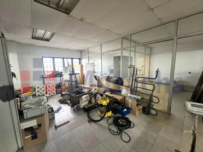 Más detalles de Nave en alquiler