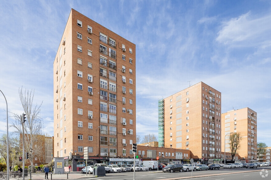 Calle Santa María Reina, 4, Madrid, Madrid en venta - Foto principal - Imagen 1 de 9