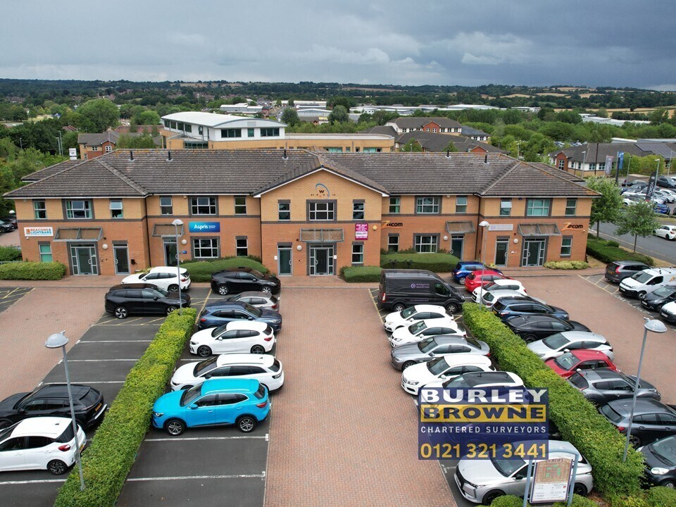 Buntsford Dr, Bromsgrove en venta Foto del edificio- Imagen 1 de 11