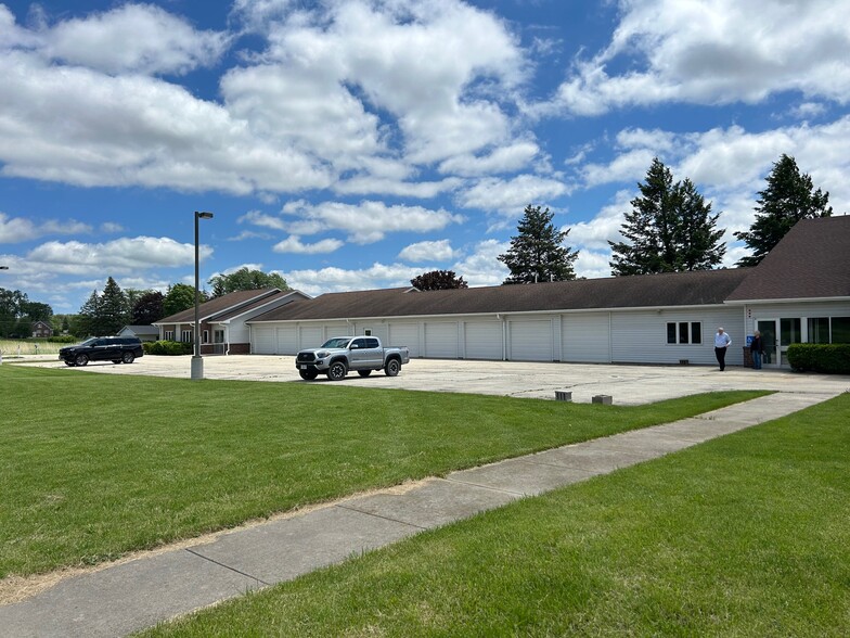 8033 E Frontage Rd, Caledonia, WI en venta - Foto del edificio - Imagen 2 de 9